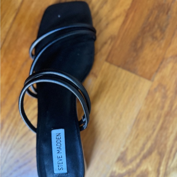 Steve Madden Black Assured Women's Sandals - Picture 10 of 13